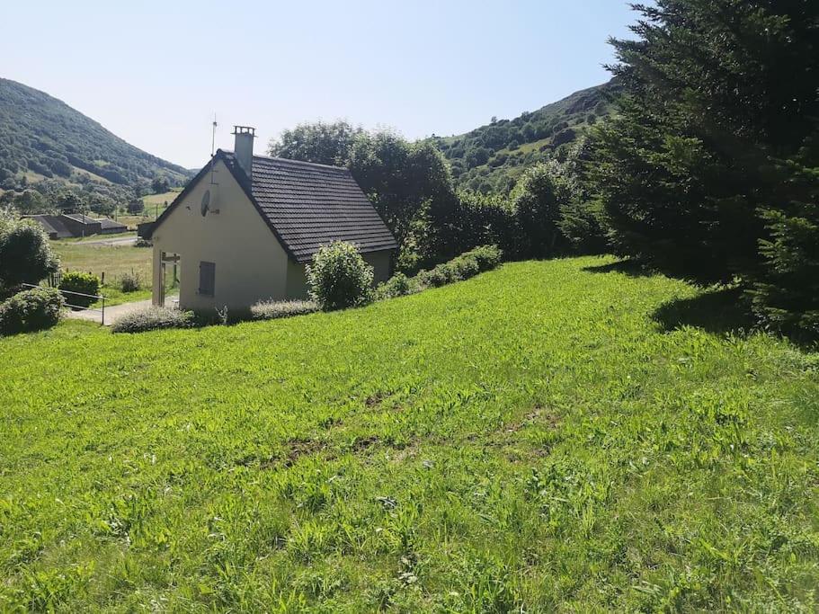 Chaleureux Avec Cheminee Au Pied Du Puy Mary *